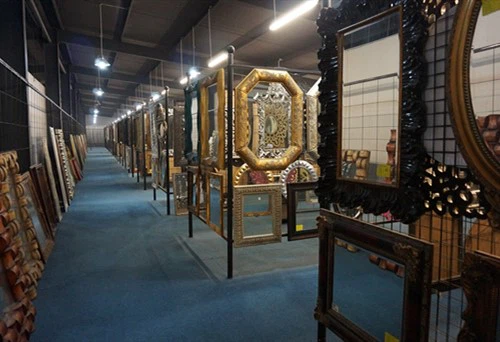 Sample Room Sample Room